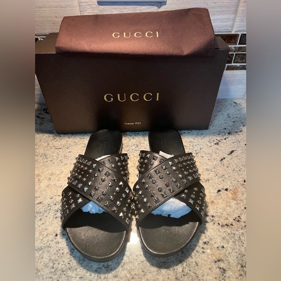 Gucci Shoes - SOLD SOLD Authentic Gucci Vacchetta Austin Nero Sandal